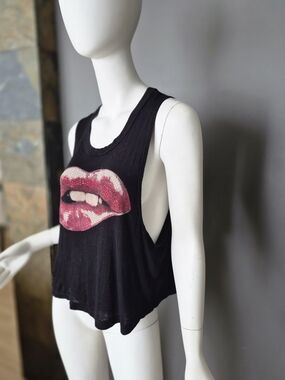 Black Sleeveless Crop Tank with Sequin Lip Bite Graphic